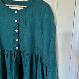 NotPerfectLinen MAMA dress in MIDI length Emerald Green